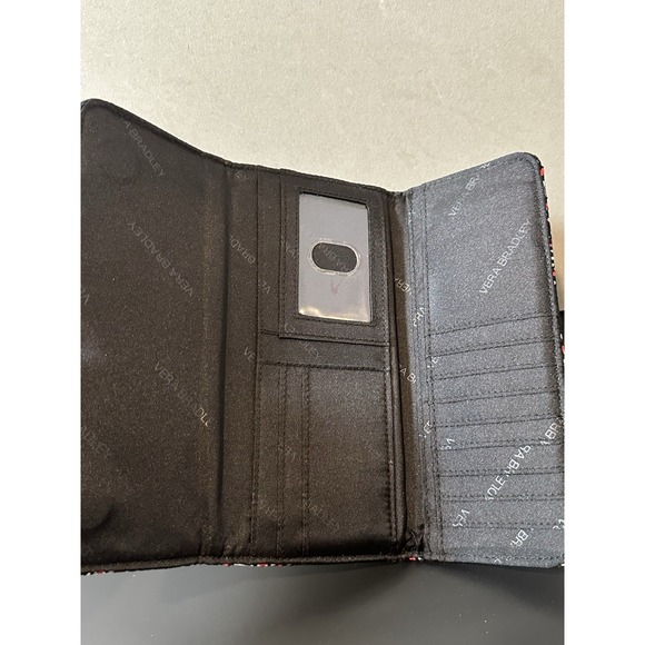 vera bradley wallet magnetic closure‎ - Picture 3 of 3